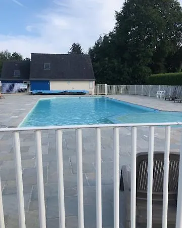 Mobil 4 Personnes, Entre Riviere Et Campsite Moelan-sur-Mer